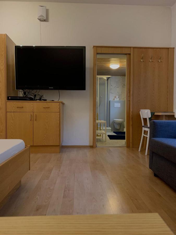 Ferienwohnung Schweng Tux Eksteriør billede